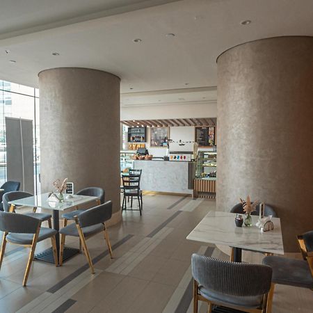 דובאי Jood Hotel Apartments מראה חיצוני תמונה